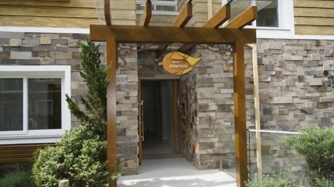 103/3 Apto Com Piscina Aquecida Γκραμάντο Εξωτερικό φωτογραφία